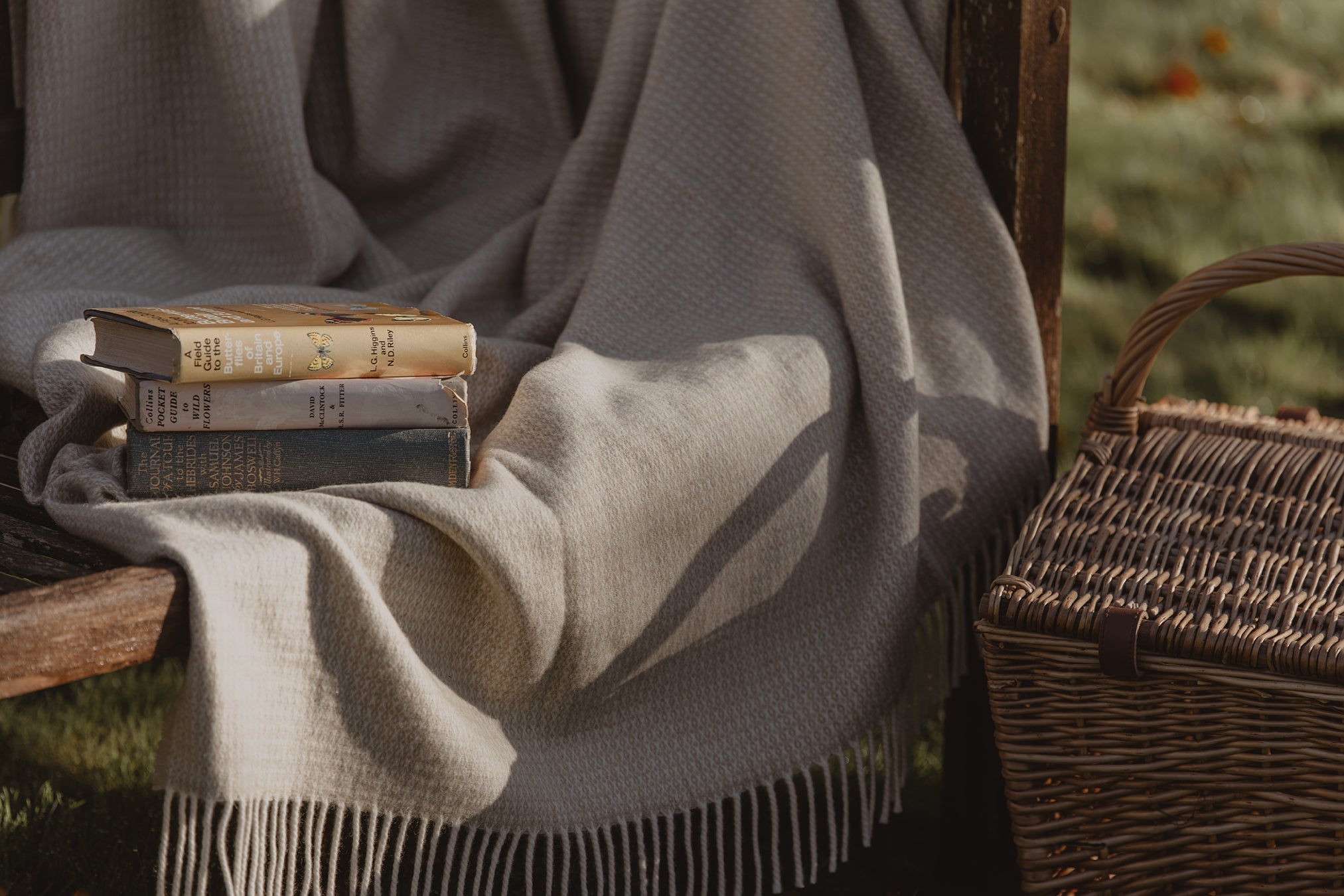 The Clova Throw: Quiet Luxury Inspired by the Tranquility of Scotland